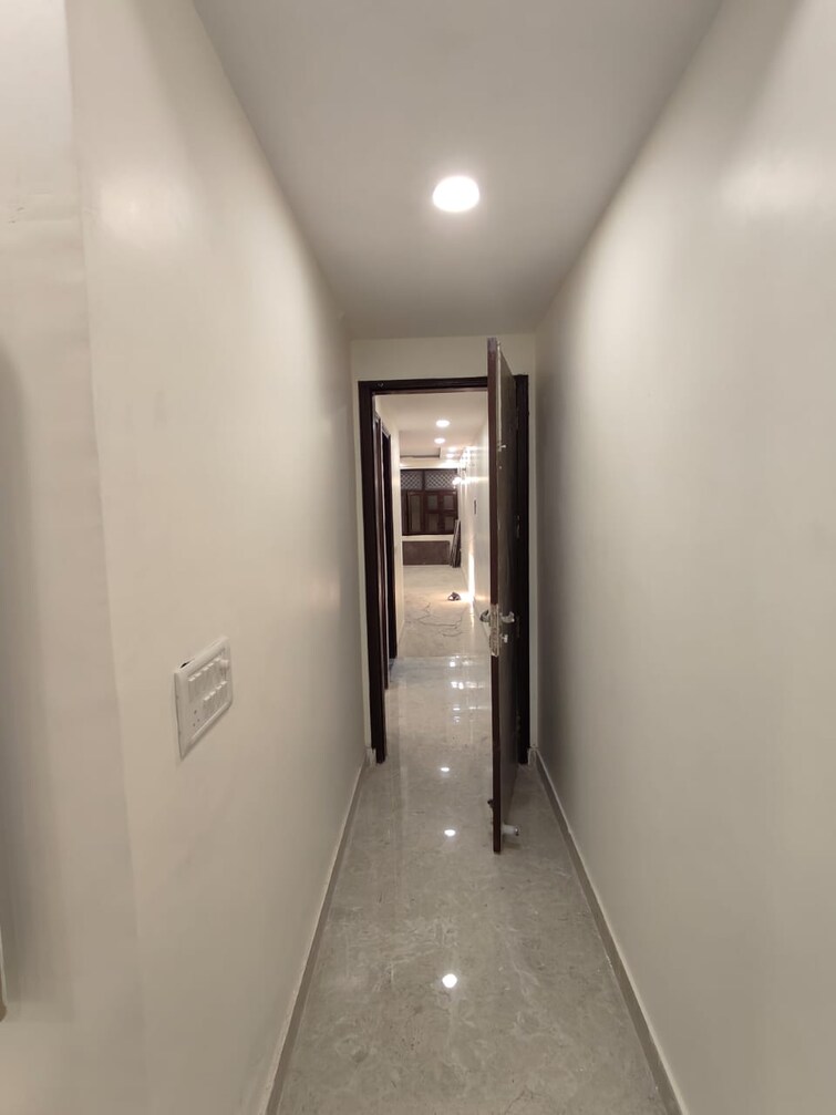 undefined, paryavaran complex 2 Bedroom 905 Sq.Ft. Builder Floor In Paryavaran Complex Delhi 9700173