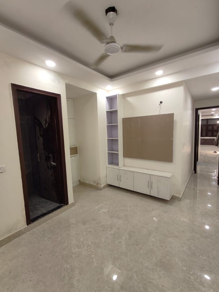 Room, paryavaran complex 2 Bedroom 905 Sq.Ft. Builder Floor In Paryavaran Complex Delhi 9700172