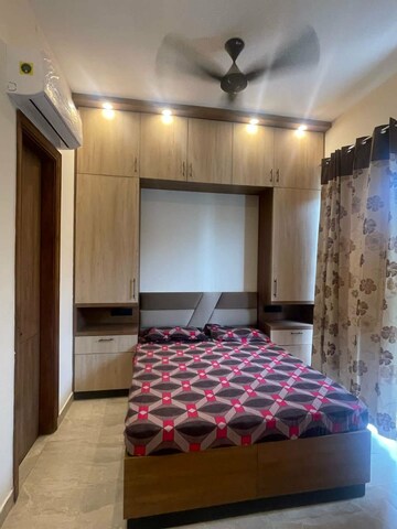 2 BHK Builder Floor For Rent in Sector 82