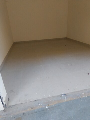 Room in  Shop at Unitech Arcadia, South City 2 – for Sale