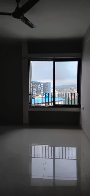 Room in 1 BHK Apartment at Ulwe Sector 5 – for Rent