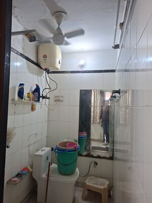 Team Area in 6 BHK Independent House at RWA Apartments Sector 19, Sector 19 – for Sale