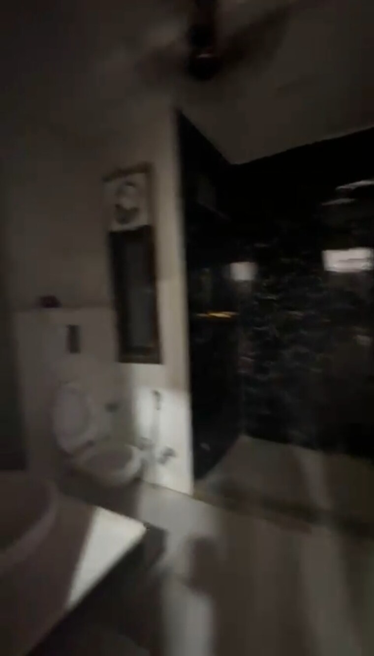 Bathroom, sector 57 3 Bedroom 1800 Sq.Ft. Builder Floor In Sector 57 Gurgaon 9699983