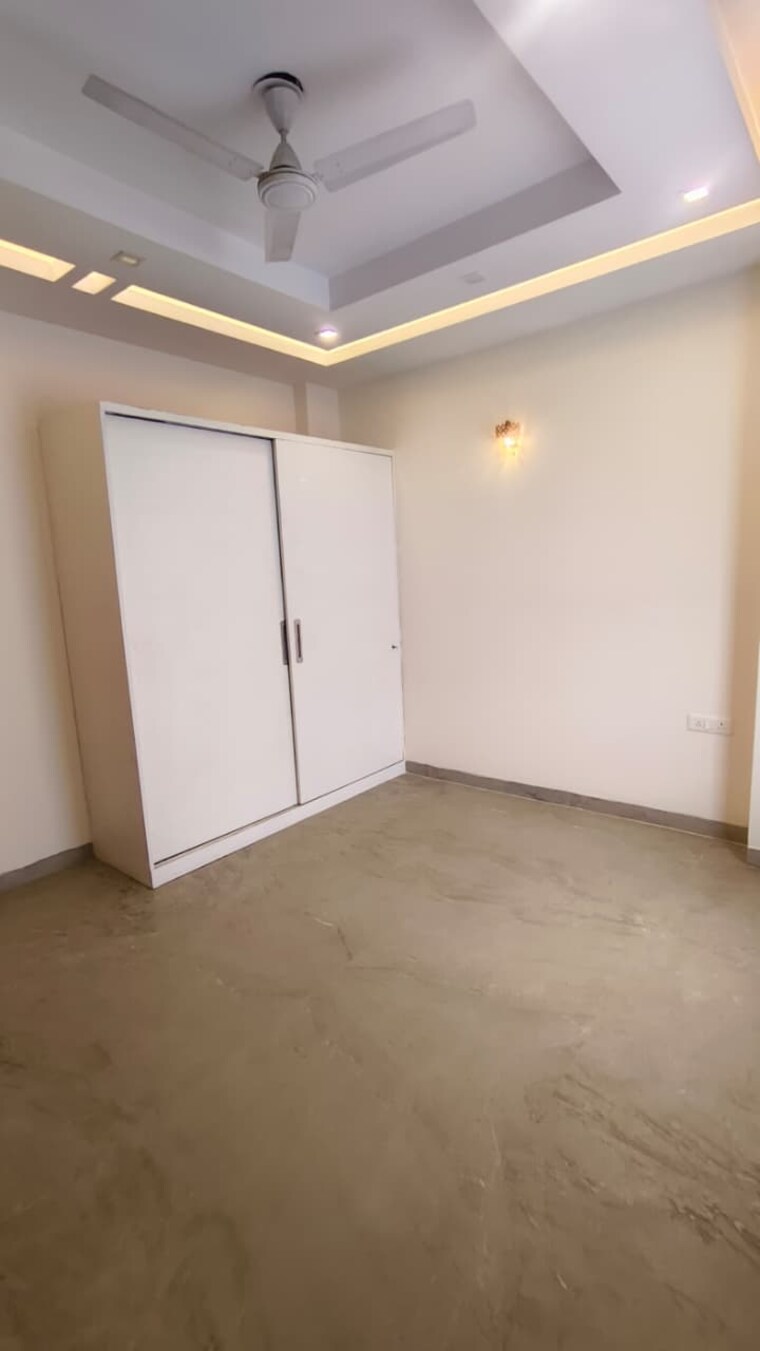 Room, sector 22 3 Bedroom 1500 Sq.Ft. Independent House In Sector 22 Gurgaon 9700122