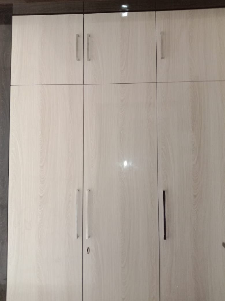 3.5 BHK + Servant Room,Study Room 1775 Sq.Ft. Apartment in Omaxe R2