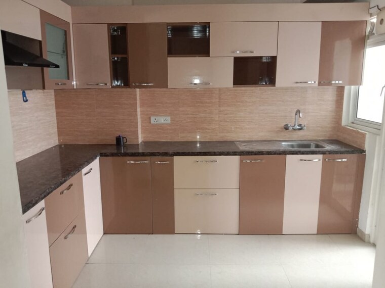 Kitchen, omaxe-r2 3.5 Bedroom 1775 Sq.Ft. Apartment In Gomti Nagar Lucknow 9700196