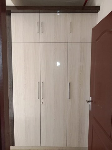 Bathroom in 3.5 BHK Apartment at Omaxe R2, Gomti Nagar – for Sale