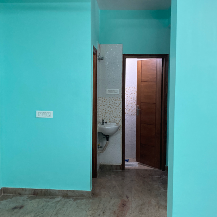 Room, jaipuria-plaza 2 Bedroom 480 Sq.Ft. Independent House In Sector 26 Noida 9699283