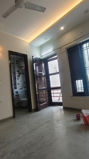 Living Room in 3 BHK Builder Floor at Palam Vihar – for Rent