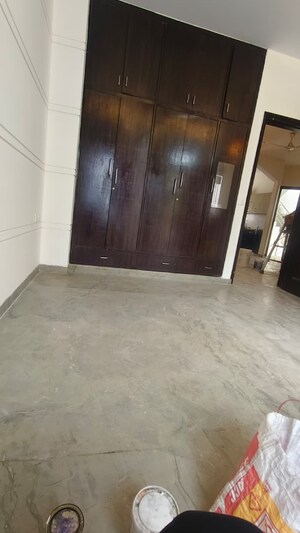 Living Room in 3 BHK Builder Floor at Palam Vihar – for Rent