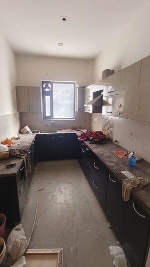 Kitchen in 3 BHK Builder Floor at Palam Vihar – for Rent