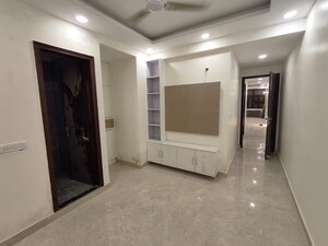 2 BHK Builder Floor For Sale in Paryavaran Complex