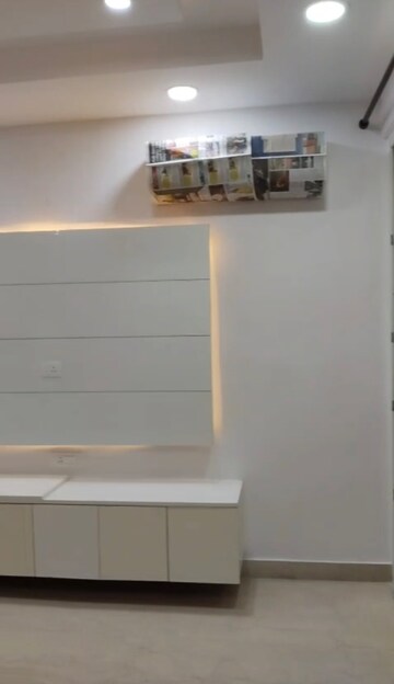 Room in 3 BHK Apartment at Sector 48 – for Rent