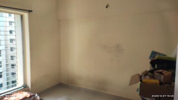 Room in 3 BHK Apartment at Ratan Prestige, Kharadi – for Sale