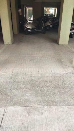 Room in 3 BHK Apartment at Ratan Prestige, Kharadi – for Sale