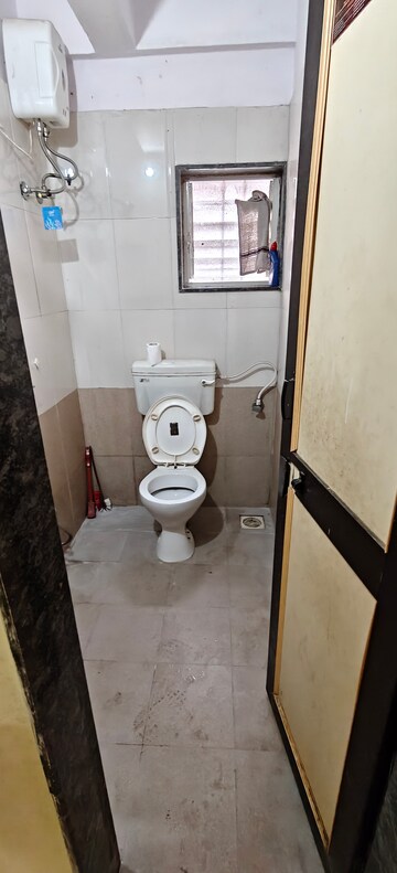 Bathroom in 1 BHK Independent House at Gokhalenagar – for Rent