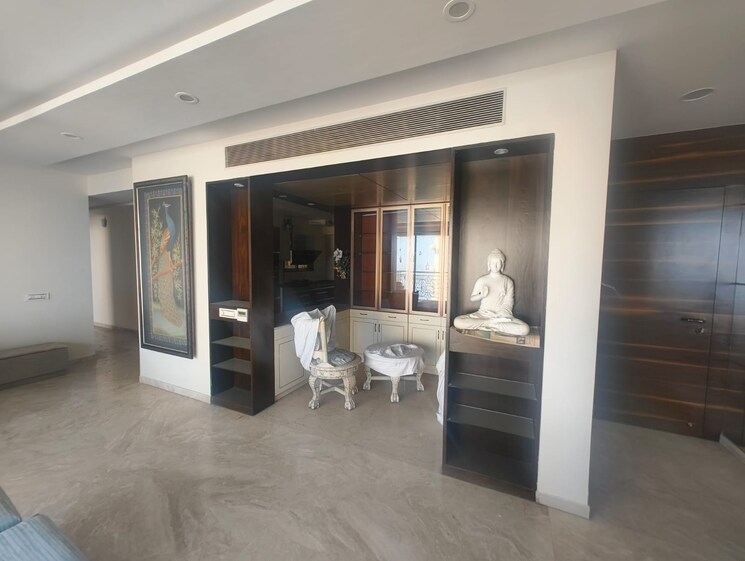  Parking, hiranandani-phillipa 3 Bedroom 1700 Sq.Ft. Apartment In Ghodbunder Road Thane 9700807