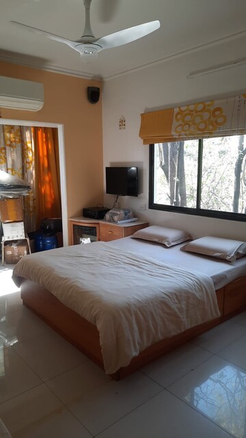 Bedroom in 4 BHK Apartment at The Great Eastern Retreat, Shivajinagar – for Rent