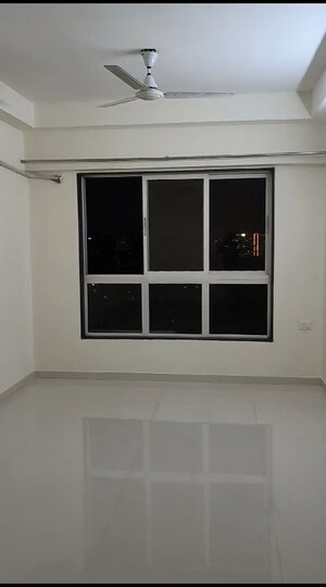 Room in 2.5 BHK Apartment at Godrej Prime, Chembur – for Rent