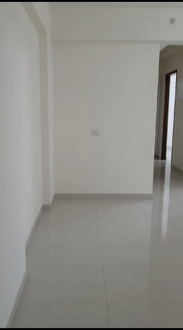 Furnished Amenities in 2.5 BHK Apartment at Godrej Prime, Chembur – for Rent