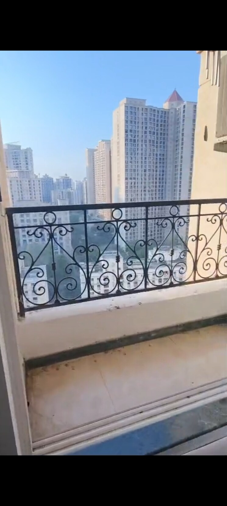 Balcony, hiranandani-estate-burlington 3 Bedroom 1350 Sq.Ft. Apartment In Ghodbunder Road Thane 9700904