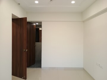 Room in 1 BHK Apartment at Ghansoli – for Sale