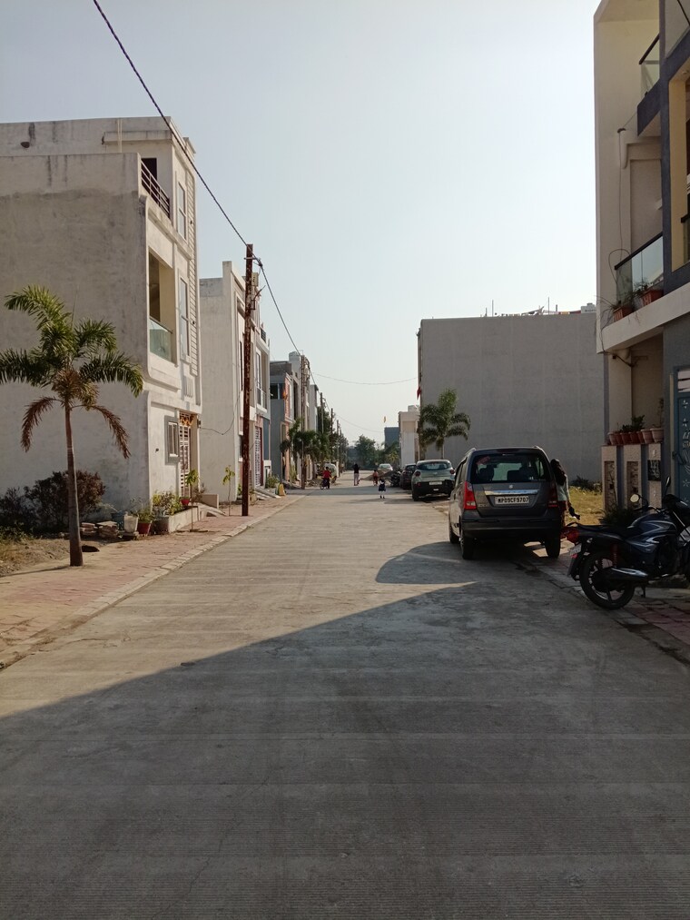 Exterior View, ab bypass road  972 Sq.Yd. Plot In Ab Bypass Road Indore 9700992