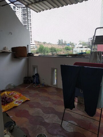Terrace in 3 BHK Apartment at Ravetkar Arihant Shree, Dahanukar Colony – for Rent