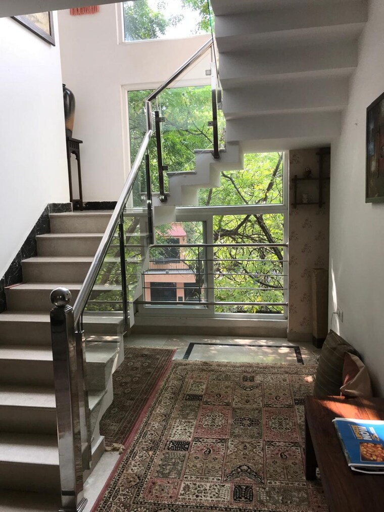 undefined, vasant kunj 5 Bedroom 2700 Sq.Ft. Apartment In Vasant Kunj Delhi 9700998