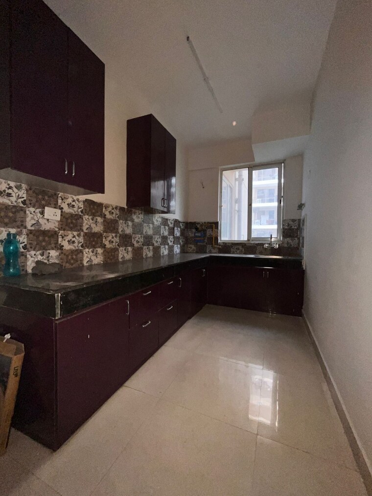 Kitchen, sector 71 2.5 Bedroom 600 Sq.Ft. Builder Floor In Sector 71 Gurgaon 9701135