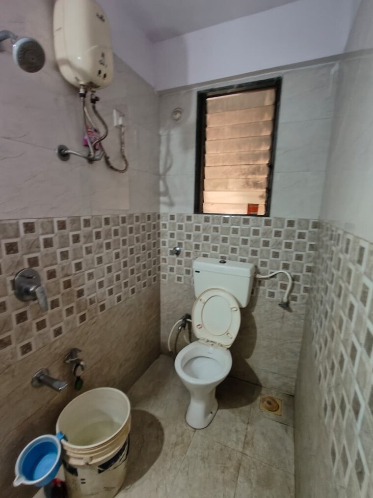 Bathroom, rajaram-sukur-sapphire 1 Bedroom 480 Sq.Ft. Apartment In Ghodbunder Road Thane 9701304