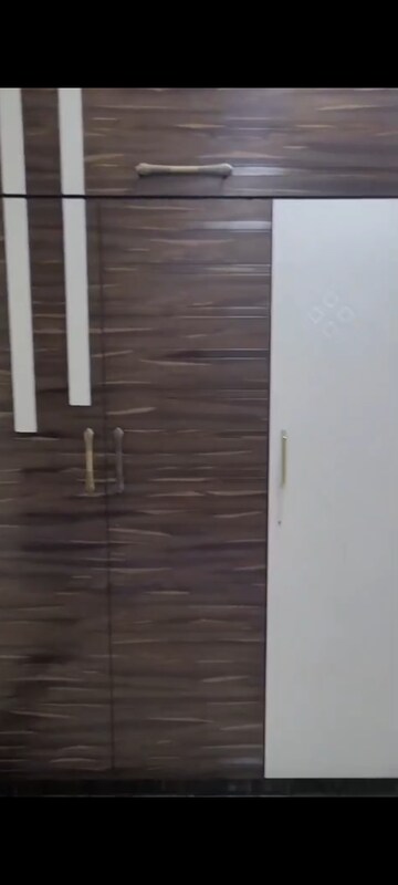 Room in 3 BHK Apartment at Hiranandani Estate, Ghodbunder Road – for Rent