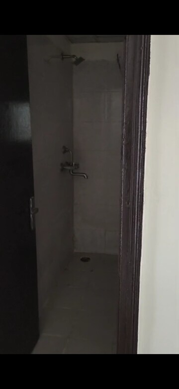 Bathroom in 2.5 BHK Apartment at Panchsheel Greens II, Sector 16 Greater Noida – for Sale