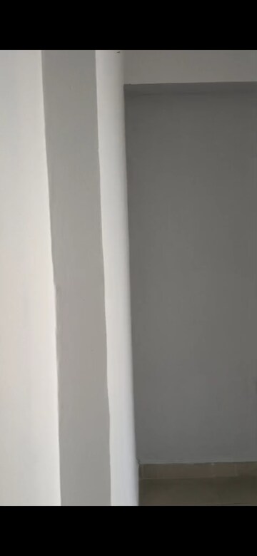 Furnished Amenities in 2.5 BHK Apartment at Panchsheel Greens II, Sector 16 Greater Noida – for Sale