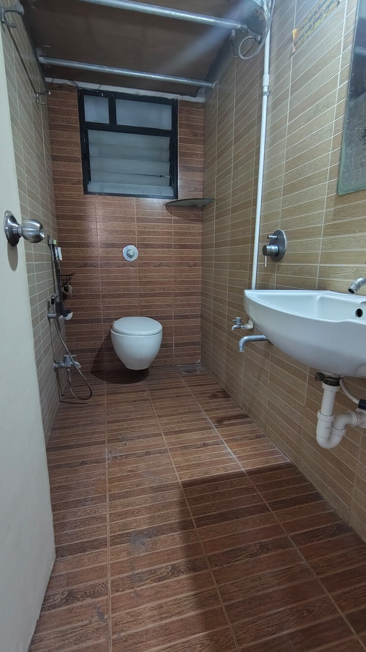 Bathroom, bavdhan 2 Bedroom 850 Sq.Ft. Apartment In Bavdhan Pune 9701364