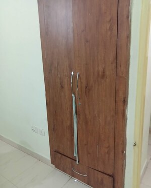 Furnished Amenities in 2 BHK Apartment at Eldeco Eternia, Sitapur Road – for Rent