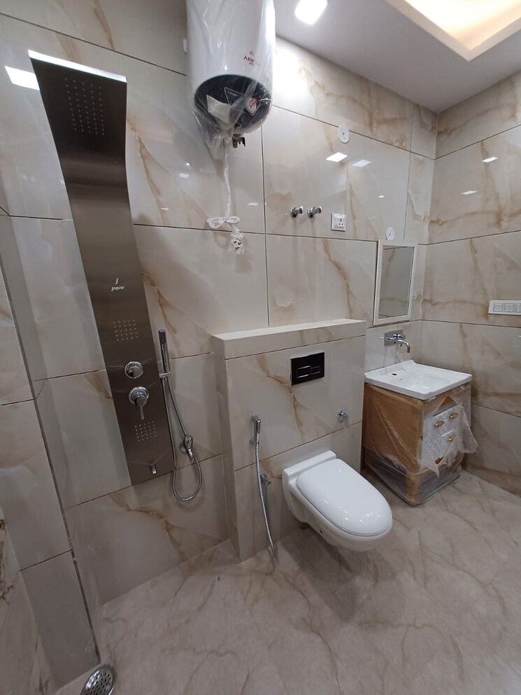 Bathroom, bp-homes 3 Bedroom 2034 Sq.Ft. Builder Floor In Sector 85 Faridabad 9701279
