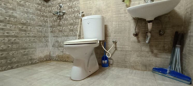 Bathroom, clubtown-gateway 2.5 Bedroom 1175 Sq.Ft. Apartment In Rajarhat Kolkata 8926253