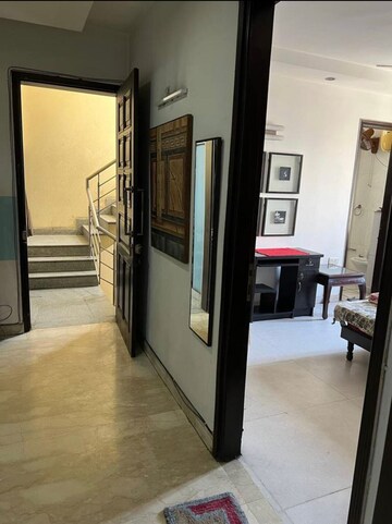  3 BHK Apartment at Friends Colony – for Rent