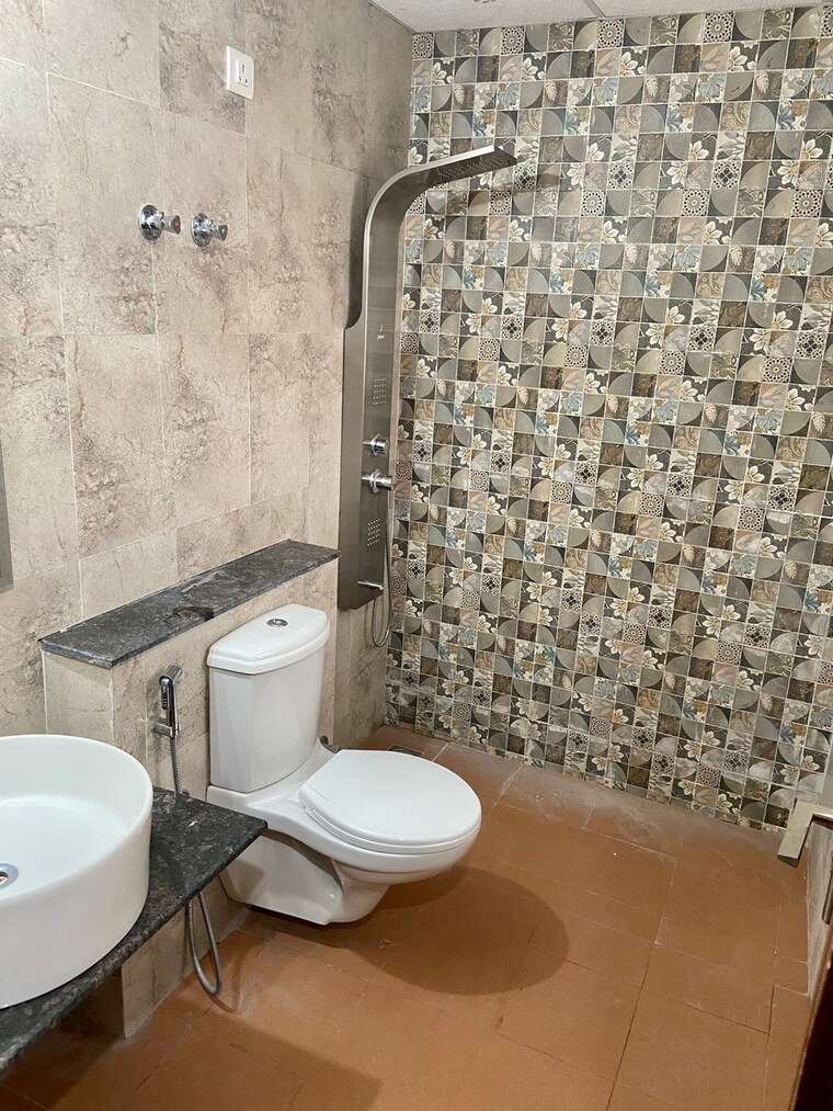 Bathroom, ambala highway 4 Bedroom 2250 Sq.Ft. Apartment In Ambala Highway Zirakpur 9701462