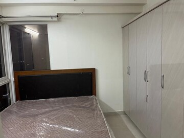 Bedroom in 2 BHK Apartment at Signature Global Prime, Sector 63a – for Rent