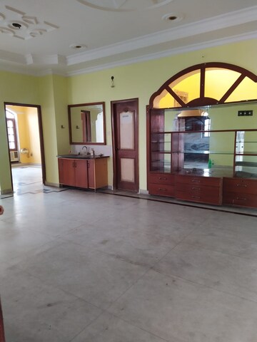 3 BHK Builder Floor For Rent in Gomti Nagar