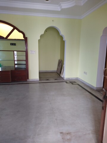 Building Lobby in 3 BHK Builder Floor at Gomti Nagar – for Rent