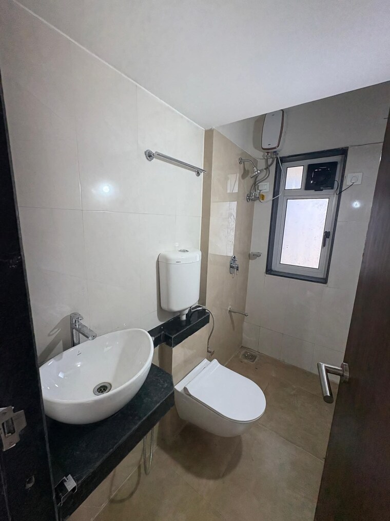 Bathroom, goregaon west Pg For Boys & Girls In Goregaon West 9701720