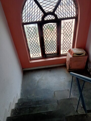 Staircase in 1 BHK Villa at Aliganj – for Rent