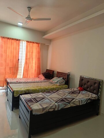 Room in  Pg at Goregaon West – for Rent
