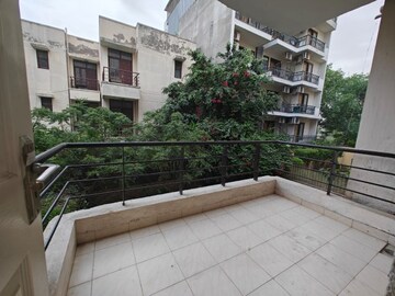 Balcony in 2 BHK Independent House at Sector 14 – for Rent