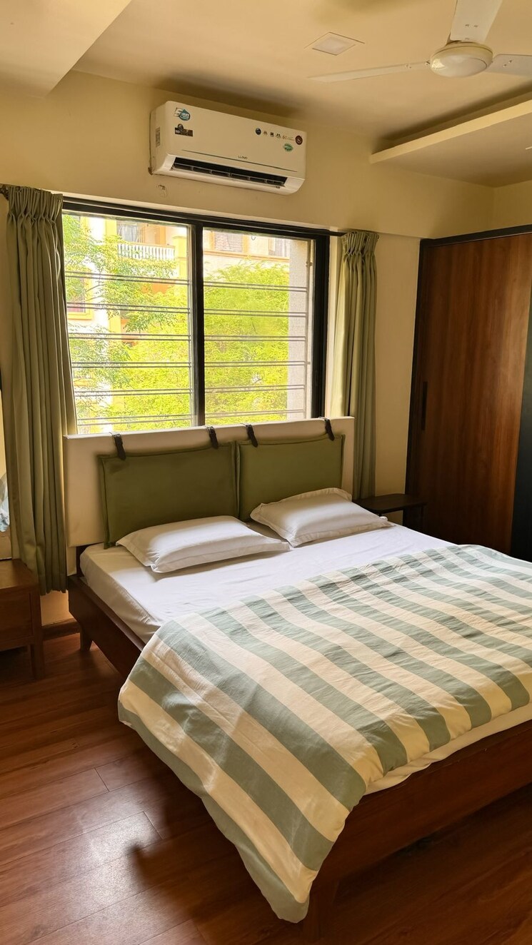 Bedroom, mainland-camelot-royale 2 Bedroom 1000 Sq.Ft. Apartment In Viman Nagar Pune 9701741