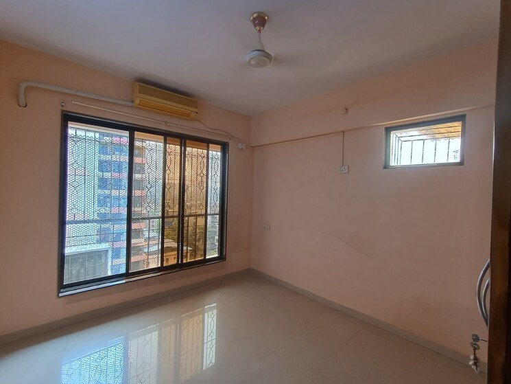 Room, shree-balaji-satyam-towers 3 Bedroom 1557 Sq.Ft. Apartment In Kopar Khairane Navi Mumbai 9701783