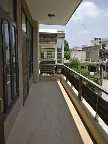 Balcony in 2 BHK Independent House at Sector 14 – for Rent